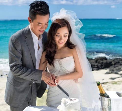 桐山清理违规横幅广告！